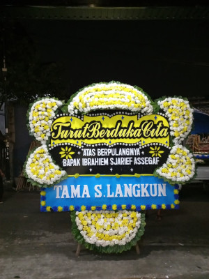 Papan Bunga Duka di Marpoyan Damai