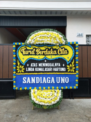 Papan Bunga Duka di Marpoyan Damai