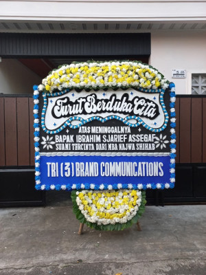 Papan Bunga Duka di Marpoyan Damai